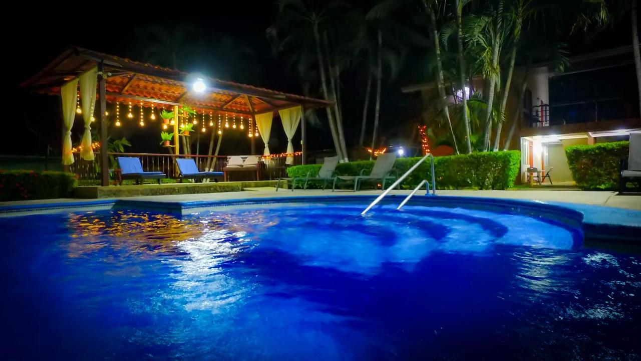Hotel & Villas Huetares プラヤ・エルモサ エクステリア 写真